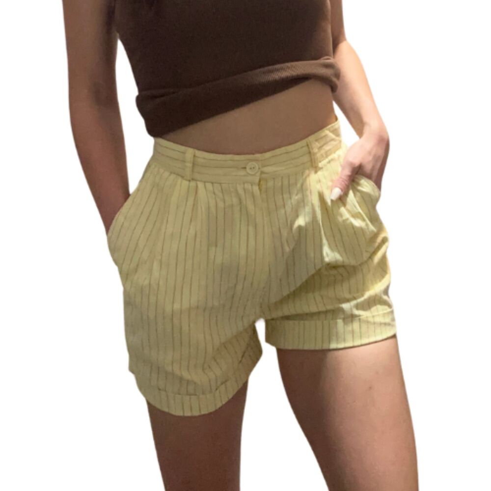 Vintage Butter Yellow Pastel Striped High Waist Pleated Mom Shorts 100% Cotton